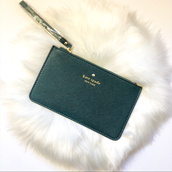 kate spade Handbags - NWOT KATE SPADE wristlet